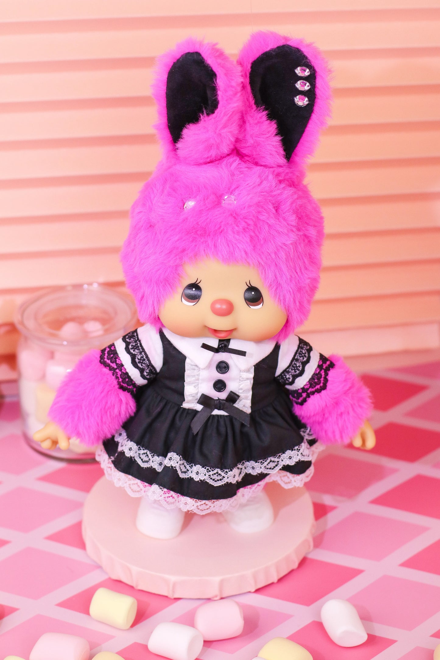 [ORDER ON REQUEST] MONCHHICHI Chimutan Hot Pink and Cool Black Series